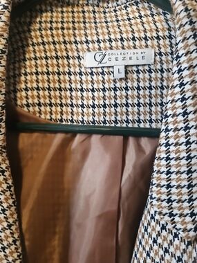 Zele Tan, Black and Cream Houndstooth Blazer